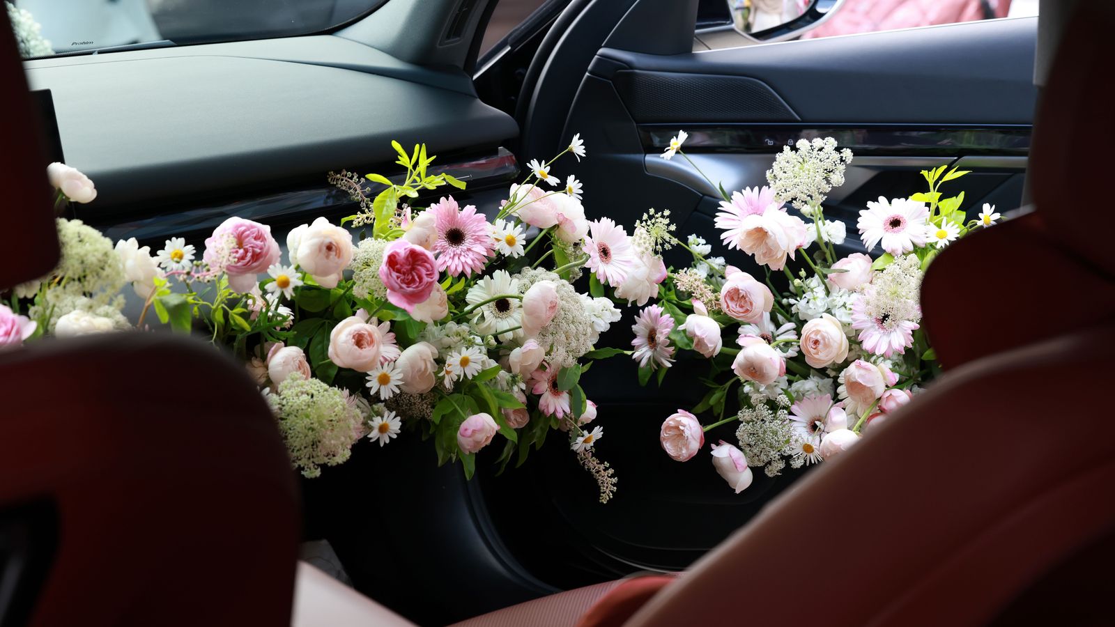 Wedding limo cost