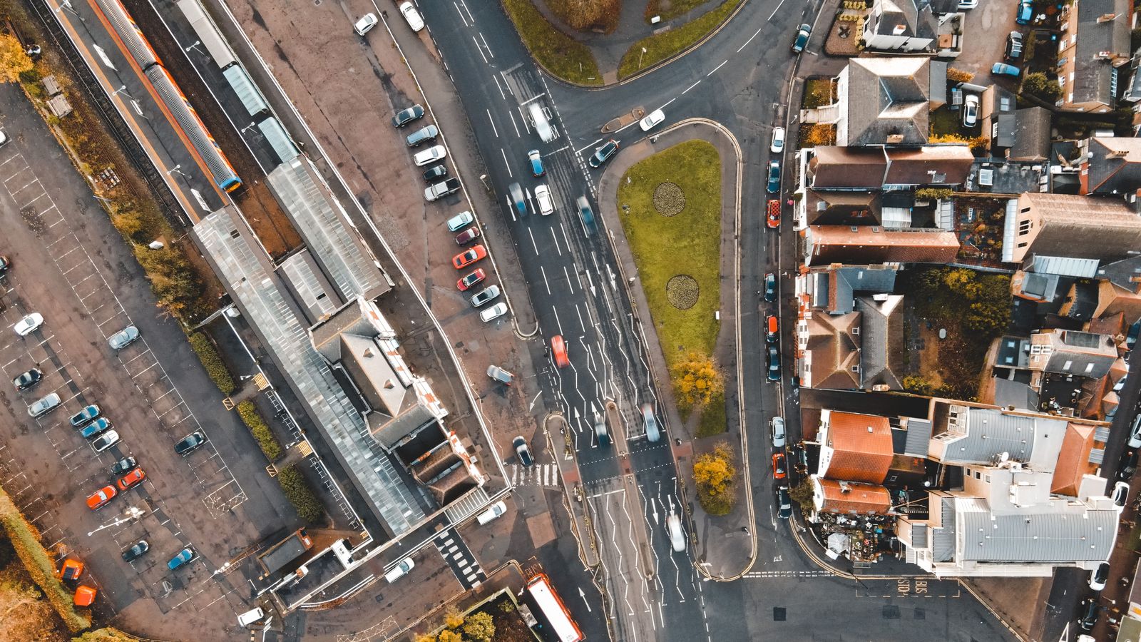 West Harbour GO parking and pickup