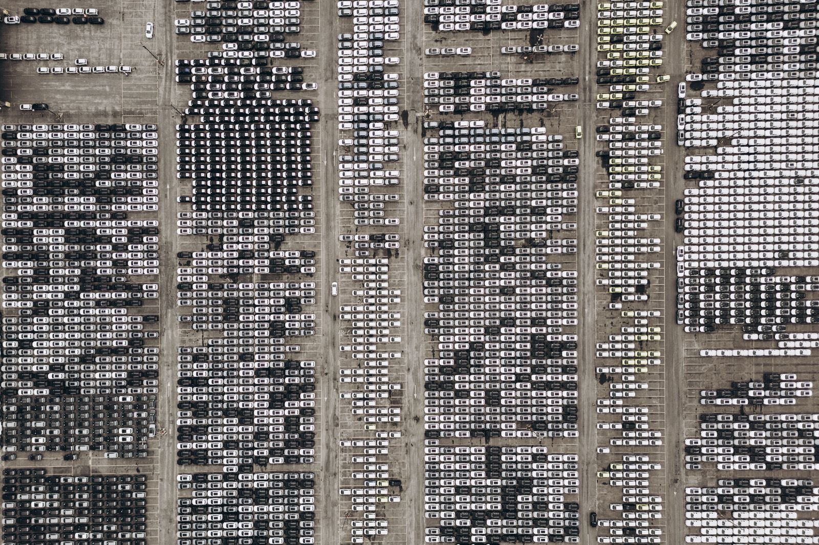 An automotive assembly line; plant visits along the 401 are a staple of Cambridge hourly bookings.