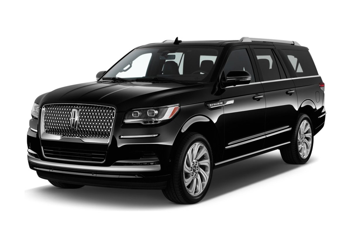 Lincoln Navigator L executive SUV from the HamiltonLimo.net fleet