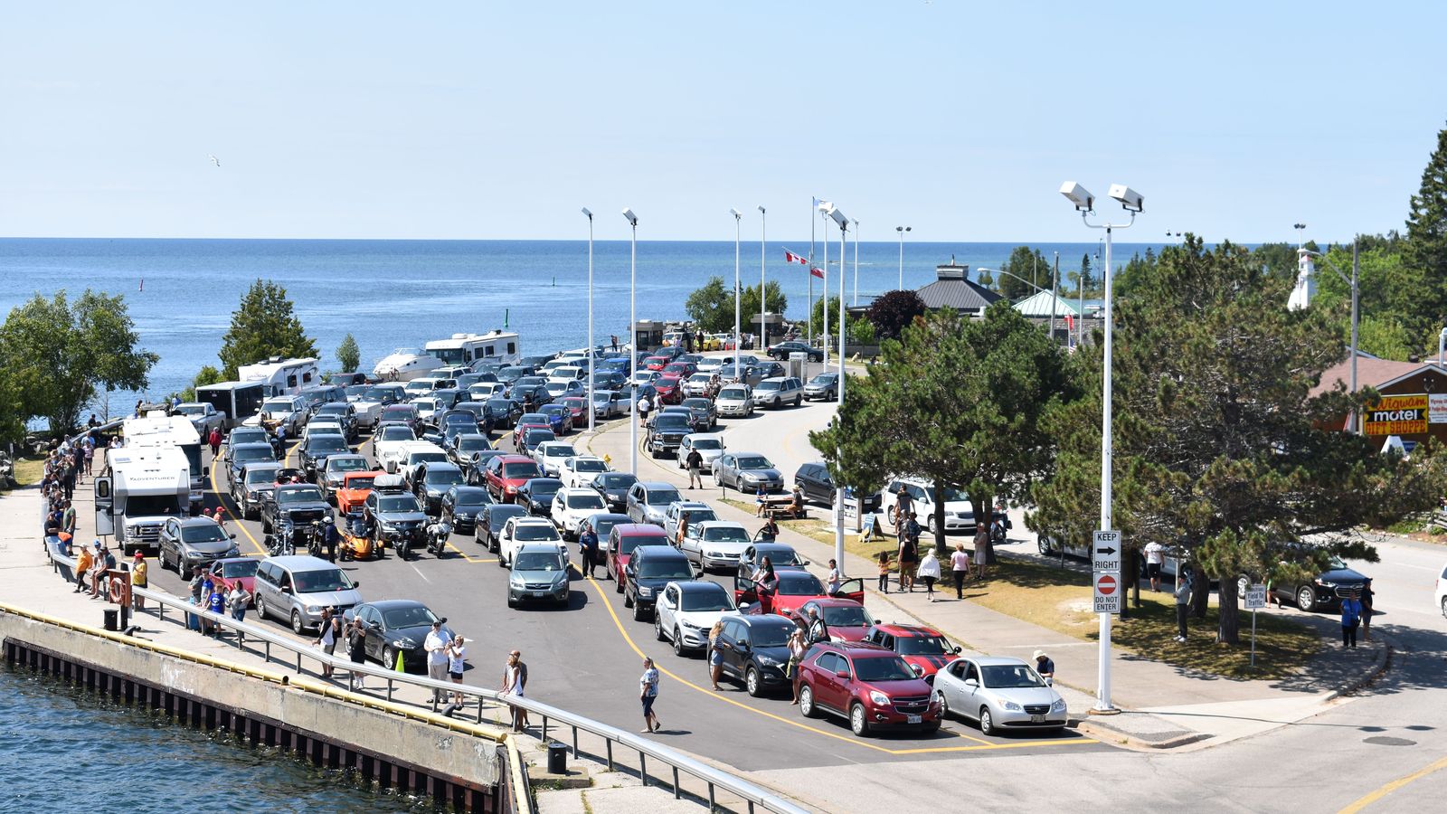 Crossing the Border by Limo | Documents, Bridges, Timing