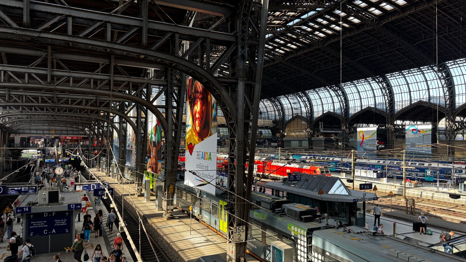 Train station transfers to Hamilton and back